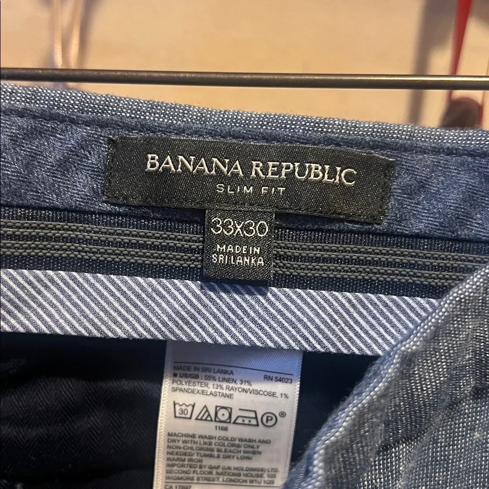 Banana Republic Men’s Linen Pant